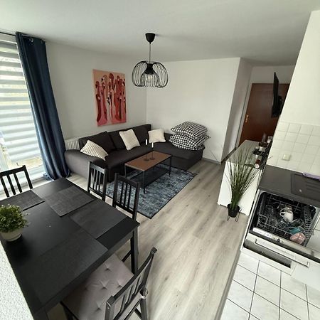 Dreamhopp28 - Idyllische Lage und Wohnung mit EBK, Terrasse etc Magdeburg Exterior foto
