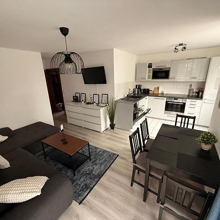Dreamhopp28 - Idyllische Lage und Wohnung mit EBK, Terrasse etc Magdeburg Exterior foto