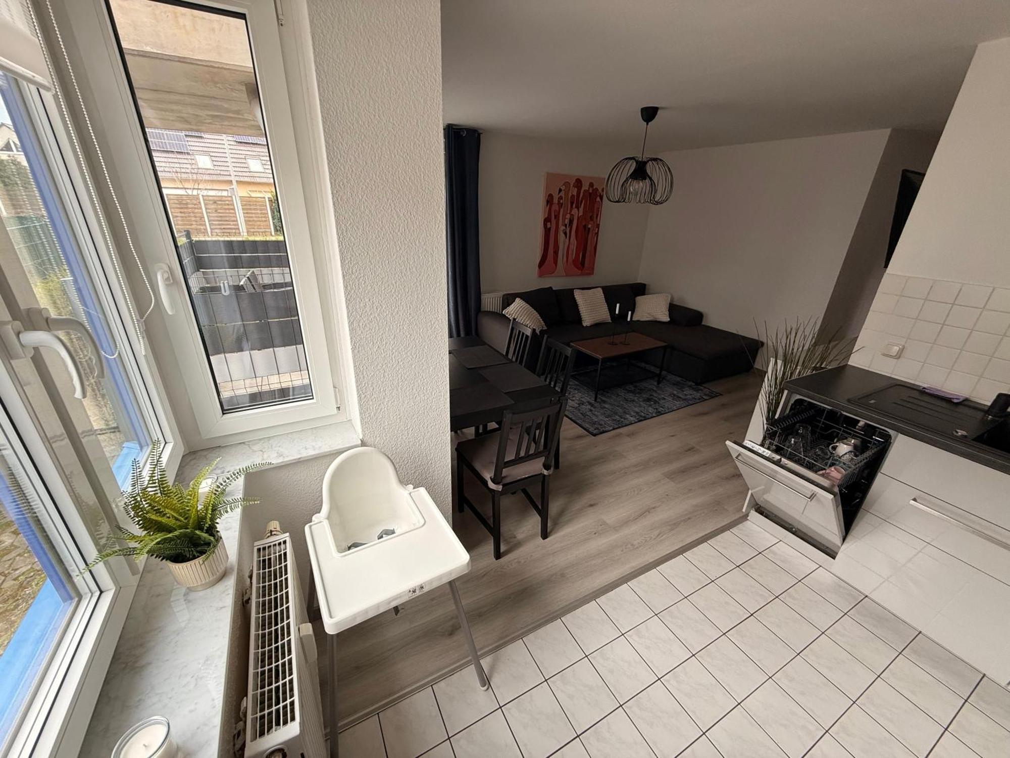 Dreamhopp28 - Idyllische Lage und Wohnung mit EBK, Terrasse etc Magdeburg Exterior foto